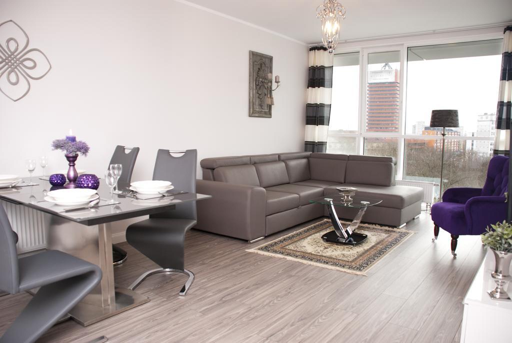 Apartamenty I.M.A Towarowa Poznan Ruang foto