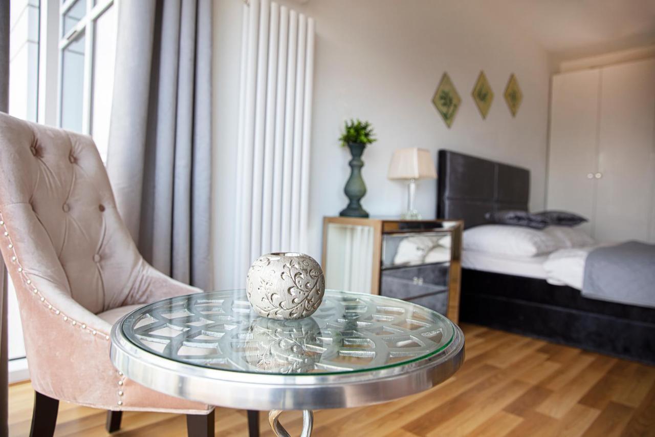Apartamenty I.M.A Towarowa Poznan Bagian luar foto